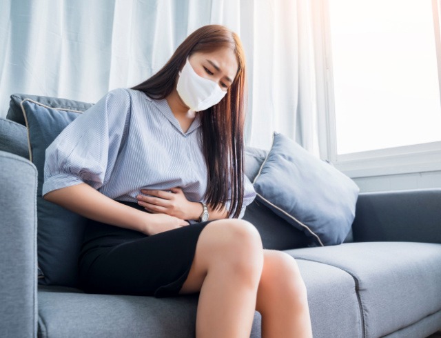 82％が排卵痛の存在を知っていると回答！実際の症状は…「下腹部がチクチクする」「子宮内膜症になっていた」